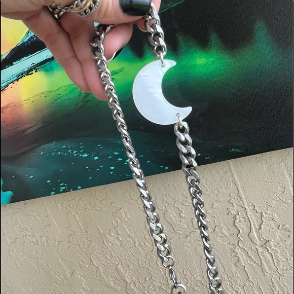 Mother of pearl moon stainless steel cuban link thick choker necklace boho - Picture 2 of 16